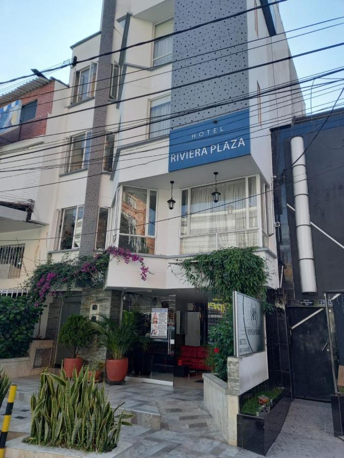 Hotel Riviera Plaza บูการามังกา ภายนอก รูปภาพ